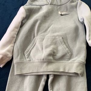 COPY - 12m Nike jogger and hoodie set!!!